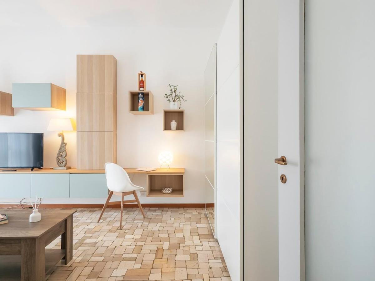 Appartement La Dolce Darsena - Your Milan Escape Near Navigli And Duomo *